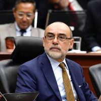 Consejero niega que el INE haya ocultado encuesta sobre la reforma electoral