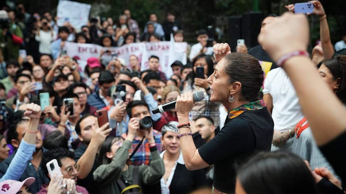 La precandidata presidencial de Morena-PT-PVEM, Claudia Sheinbaum