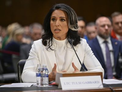 Tulsi Gabbard es confirmada como directora de inteligencia nacional de EU