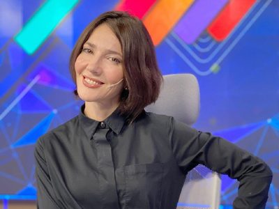 Desafió al frío: Cristina Pérez se animó a un osado jean lleno de agujeros y arrasó en las redes