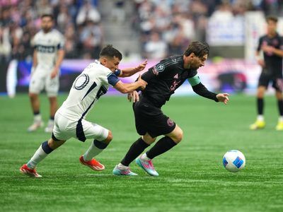 “Cosas que quedan ahí”: Andrés Cubas le quitó importancia a su cruce con Lionel Messi