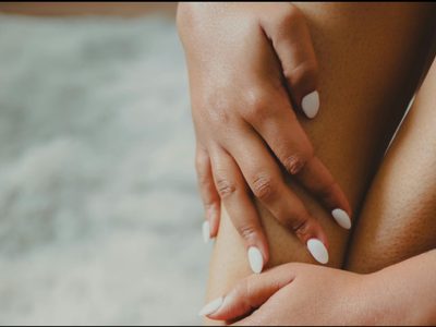 Manicura blanca, la reina de la elegancia: descubrí por qué siempre está de moda y cómo llevarla en 6 versiones actuales