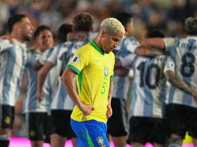 “Me siento avergonzado”: histórico exjugador de Brasil habló sobre la derrota ante Argentina