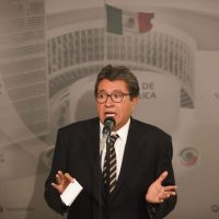 'Nos reservamos” el derecho de denunciar penalmente a Rosario Robles: Monreal