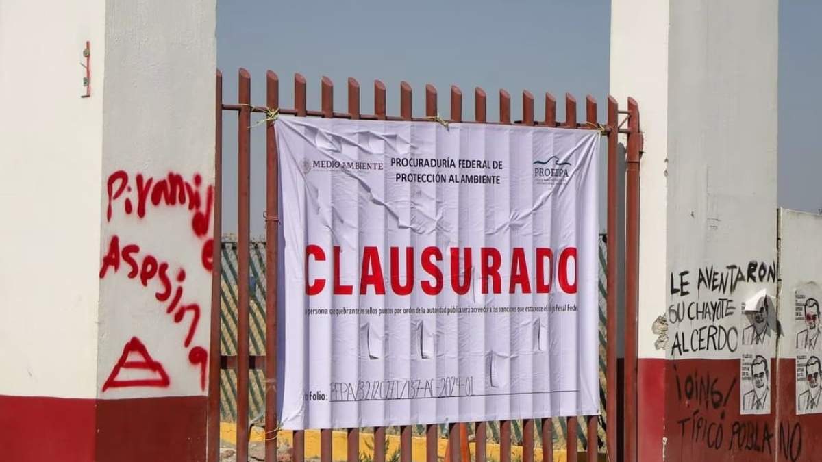 Sellos de clausura en el relleno intermunicipal de Cholula