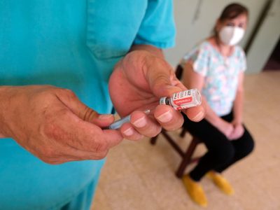 Un muerto y 45 positivos con COVID 19 en la última semana