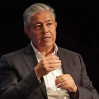 Figueroa confirmó el desdoblamiento: Neuquén votará de forma independiente