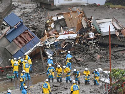 Alud en Japón deja dos muertos y 20 desaparecidos