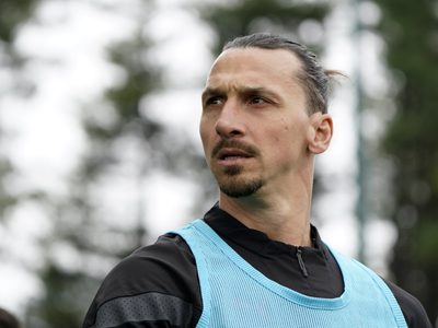 "Ha llegado el momento de decir adiós al fútbol": Ibrahimovic