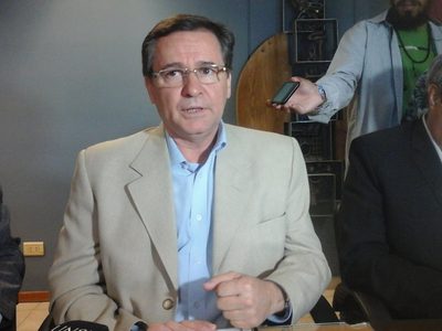 Alberto Hensel: "YPF debería empezar a involucrarse más en el desarrollo de la minería"