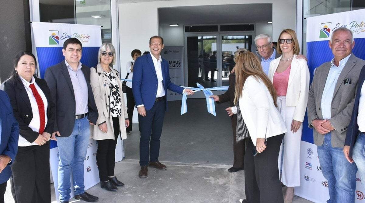 Omar Gutiérrez en la inauguración del campus. Fuente: (X).