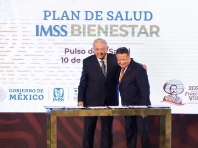 Firman 23 gobernadores acuerdo nacional para federalizar los servicios de salud