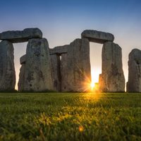 Escanearon Stonehenge y encontraron una misteriosa red de pozos de 10 mil años de antigüedad