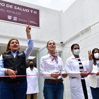Sheinbaum anunció un incremento en becas para alumnos de primarias y secundarias públicas