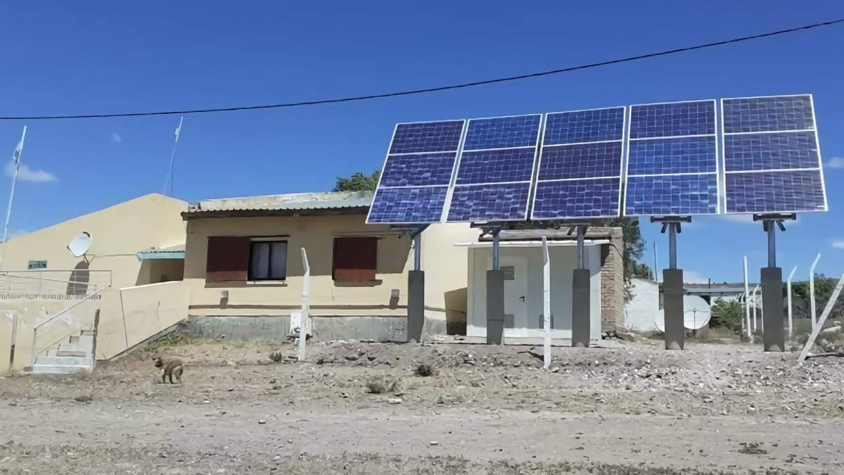 Energía solar en las escuelas rurales de Río Negro. Fuente: (Twitter)