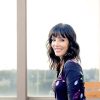 Ideal para el día y la noche: el tapado de Paola Krum que no puede faltarte para el frío del otoño