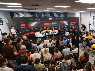 Se pone en marcha el GP de Abu Dabi, que definirá al nuevo campeón de F1