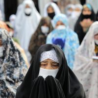 Una mujer de 107 años vence al covid-19 en Irán, país con más de 7 mil fallecidos