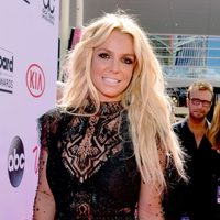 Al parecer, Britney Spears y Sam Asghari viajaron a Hawái, luego del conflicto legal con su padre