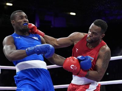 El bicampeón olímpico Julio César La Cruz pierde ante desertor cubano en boxeo