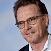 Bryan Cranston está dispuesto a hacer lo mismo que Tom Hanks para ayudar a pacientes con coronavirus