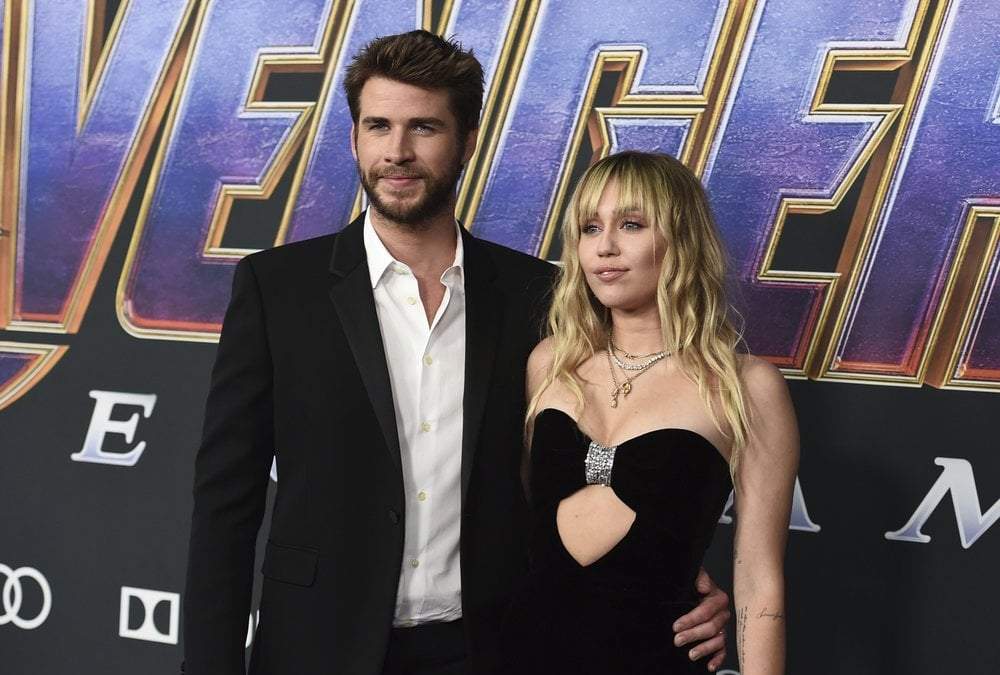 Liam Hemsworth y Miley Cyrus en la premier de "Avengers: Endgame" en el Centro de Convenciones de Los Angeles, el 22 de abril de 2019
