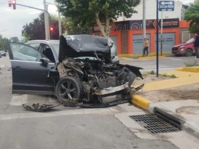 Fuerte choque en la capital: tres mujeres quedaron internadas