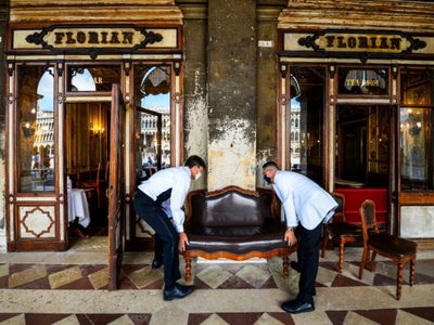 Una cafetería histórica de la plaza San Marcos, en Venecia, podría cerrar por la pandemia