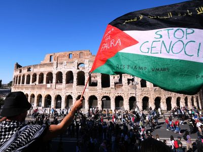 Protestan y marchan en Roma, Barcelona y Madrid contra la campaña militar de Israel en Gaza