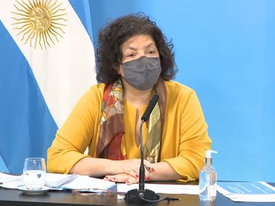 "Tenemos 700 mil personas con su tercera dosis": Carla Vizzotti habló sobre la tercera vacuna