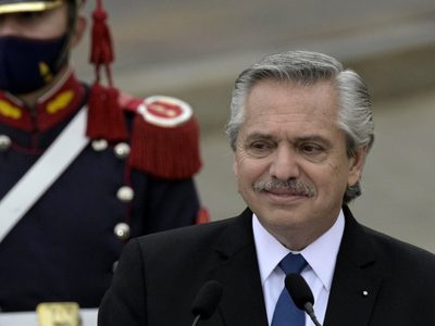 Reunión clave en Olivos: Fernández almorzará con el asesor de seguridad de Biden