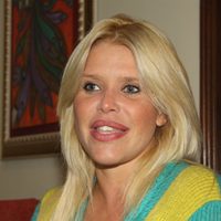 “Es el hombre que me devolvió la sonrisa” Nazarena Vélez muy enamorada
