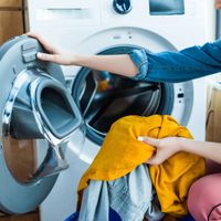 El ingrediente de cocina con el que tenés que reemplazar al suavizante si querés que tu ropa se conserve siempre como nueva