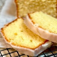 Budín de yogur y limón: la versión más económica para disfrutar una tarde a puros mates sin culpa