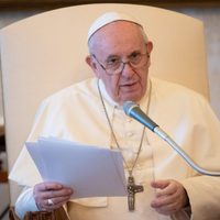El papa Francisco le envía un fuerte mensaje a los que se niegan a compartir las patentes