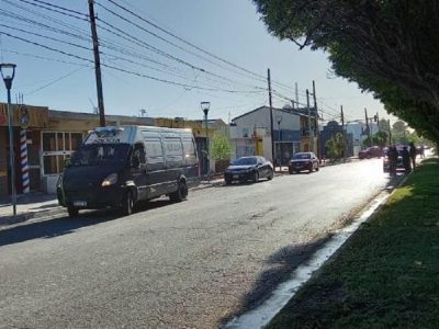 Cutral Co: un infierno de balazos dejó una mujer inocente herida; hay 4 detenidos