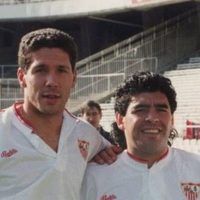 Simeone sobre Maradona: "Se nos va un mito que transmitía su rebeldía para luchar"