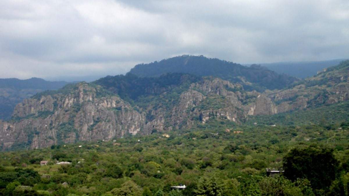 Vista de los cerros de Tepoztlán, Morelos