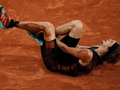 La terrible lesión de Zverev que permitió a Nadal avanzar a la final de Roland Garros (Videos)