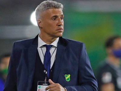 Hernán Crespo: emotiva carta de despedida en Defensa y dos posibles destinos en Brasil