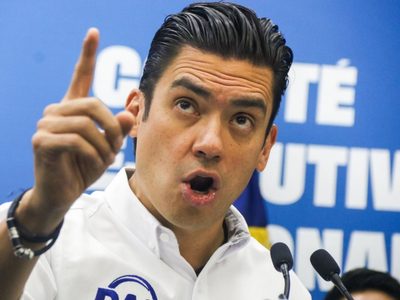 Jorge Romero reconoce que el joven convocante de la marcha Gen-Z tiene contrato con el PAN