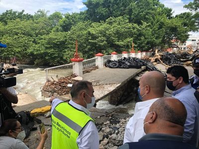 Daños en Puerto Vallarta por huracán "Nora" serían de 200 mdp: Alfaro