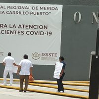 Trabajadores del ISSSTE en Mérida protestan por deficiente calidad en equipos de protección