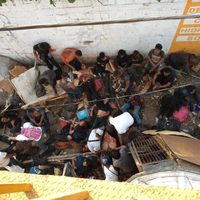 SRE buscará a familias de migrantes fallecidos en volcadura de tráiler en Chiapas: Ebrard