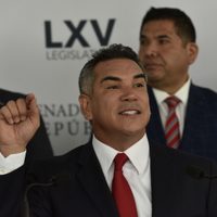 Alejandro Moreno alista denuncia ante la FGR por audios “falsos” difundidos por Layda Sansores