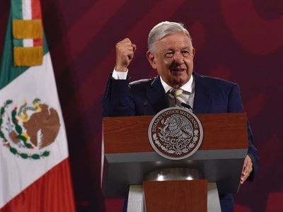 AMLO convoca reunión de gabinete para preguntar si buscarán candidaturas