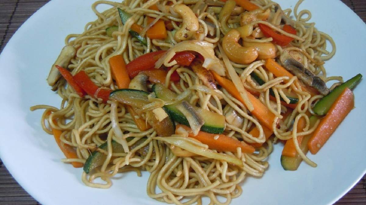 Wok de fideos. Fuente: (X)