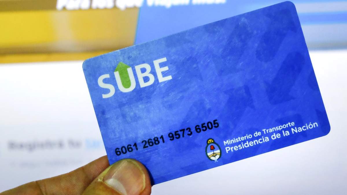 Con la tarjeta SUBE se pueden obtener descuentos en la tarifa de transporte. Fuente: (Twitter)