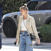Cómo combinar tus baggy jeans para lograr el street style más canchero y captar todas las miradas