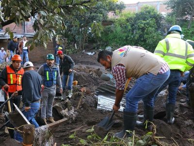 Ocho muertos por tromba en Peribán; temen hallar más cadáveres